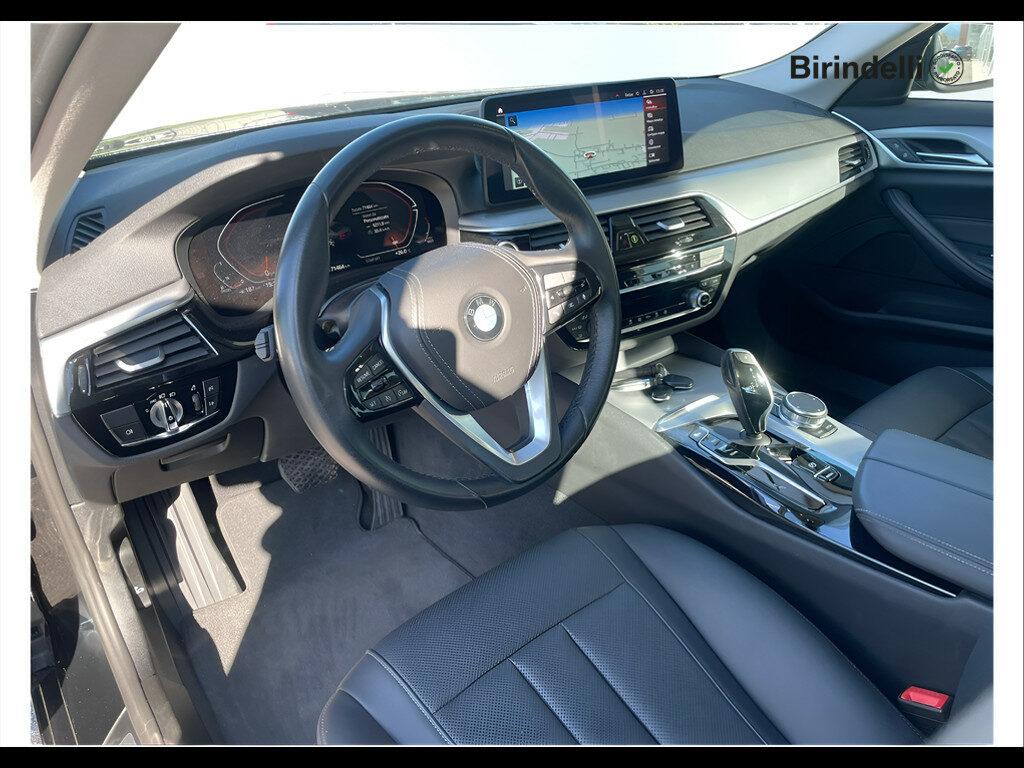 BMW Serie 5 518d mhev 48V Business auto