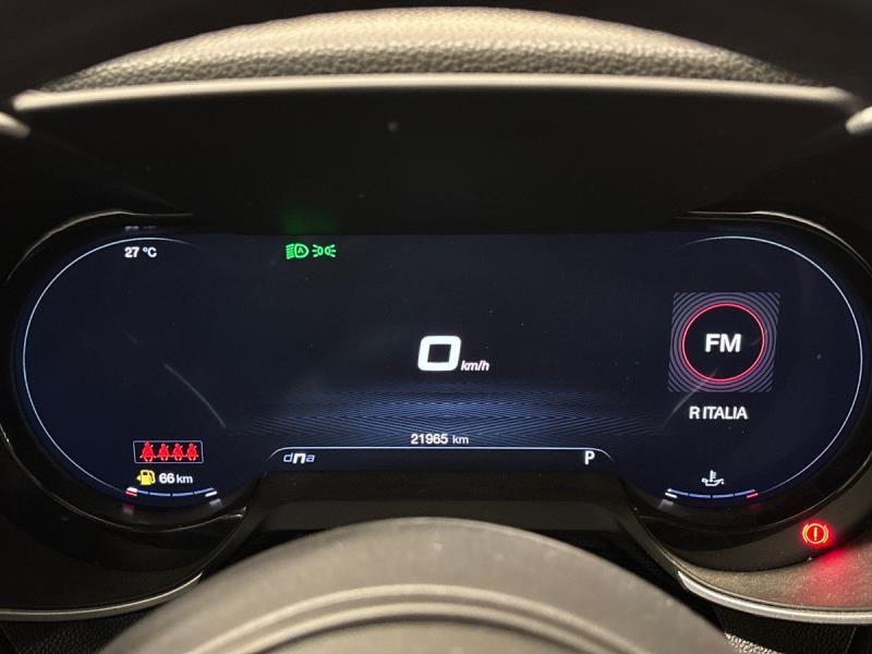 Alfa Romeo Giulia 2.2 t Competizione 160cv auto