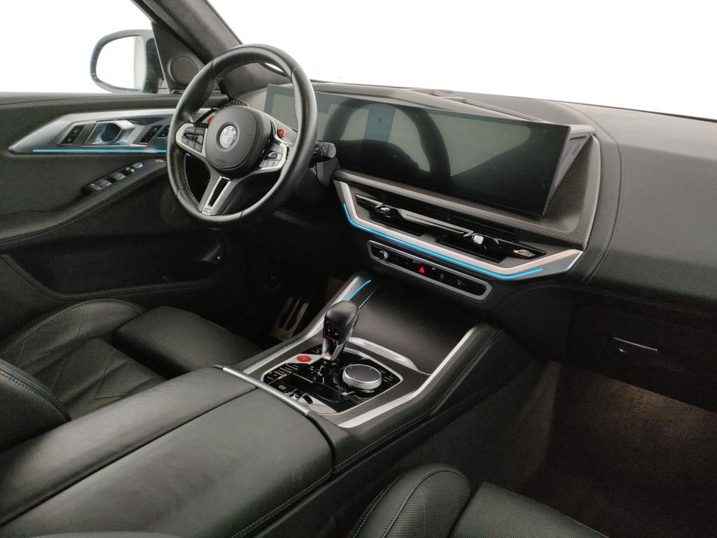 BMW XM 4.4 steptronic