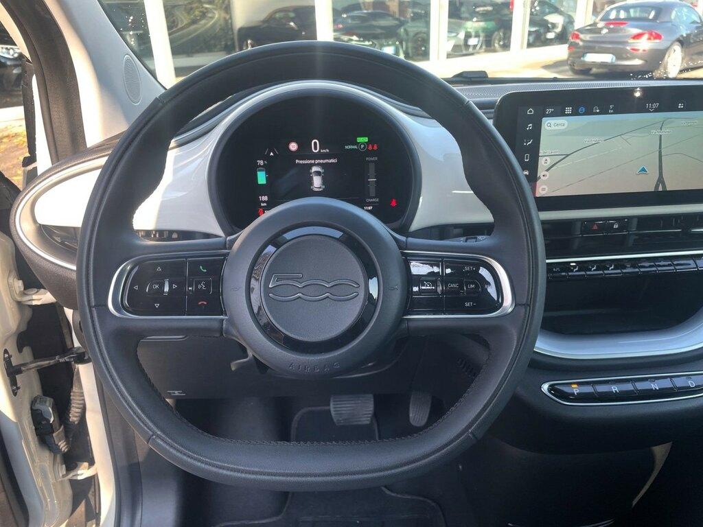 Fiat 500 e Cabrio Icon