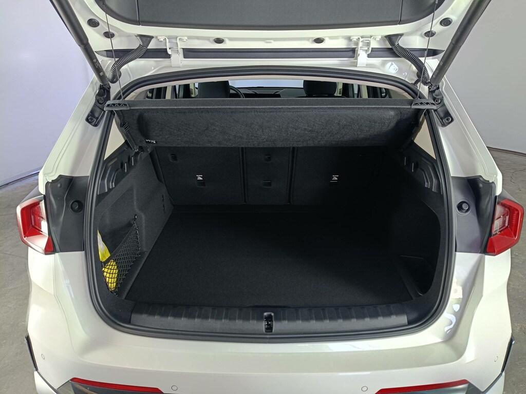 BMW iX1 edrive 20 X-Line