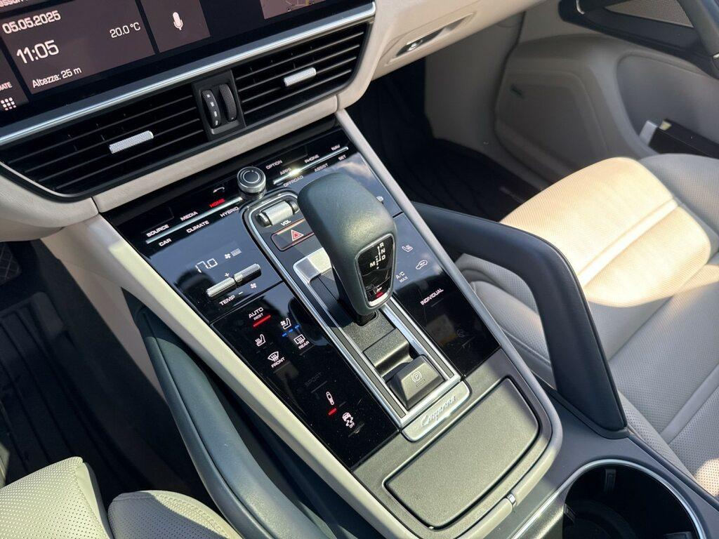 Porsche Cayenne Coupe 3.0 e-hybrid tiptronic 5p.ti