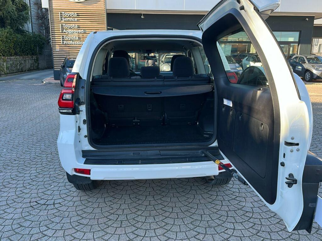 Toyota Land Cruiser 3p 2.8 d-4d Active