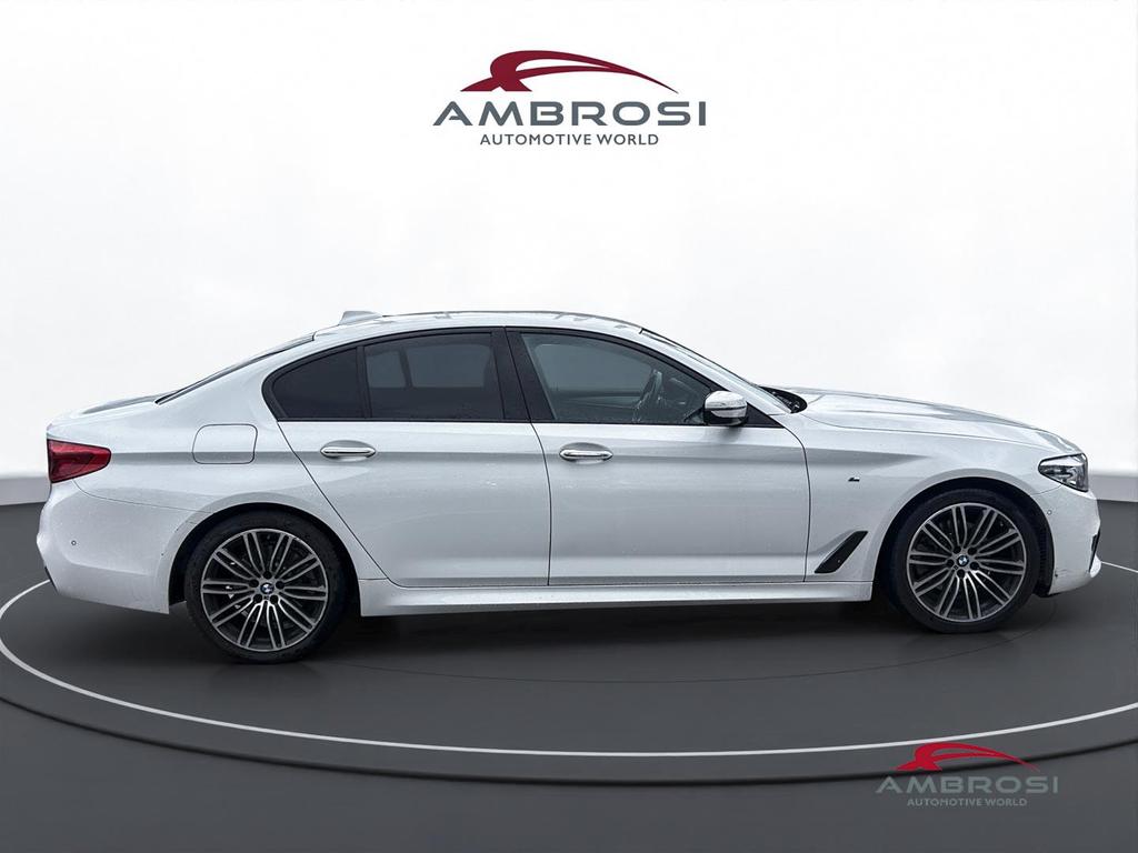 BMW Serie 5 520d xdrive Msport auto