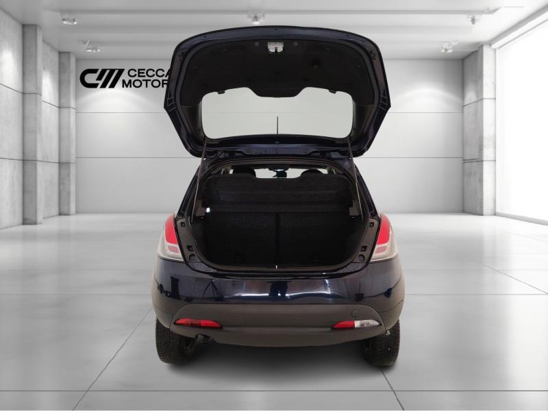 Lancia Ypsilon 0.9 t.air Elefantino Blu ecochic metano 70cv my19