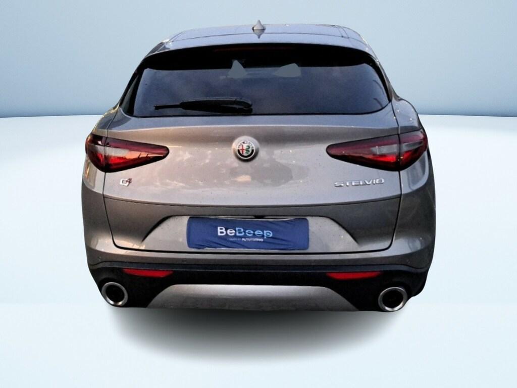 Alfa Romeo Stelvio 2.2 t Executive Q4 210cv auto my19