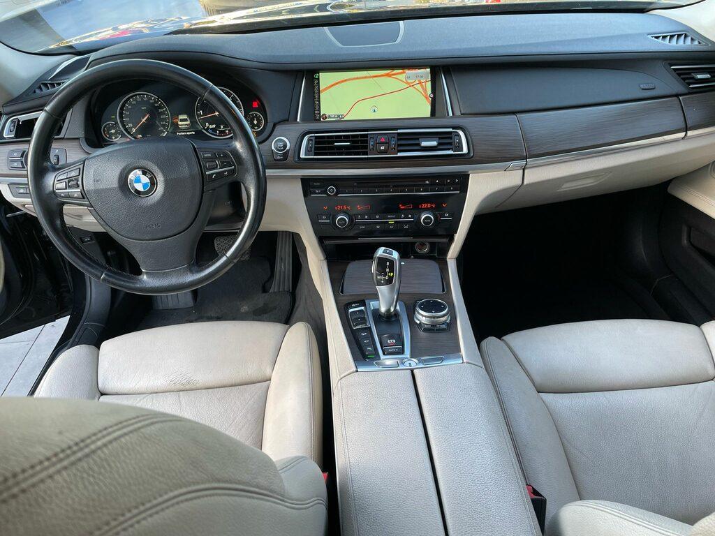 BMW Serie 7 740d xdrive Eletta 313cv auto