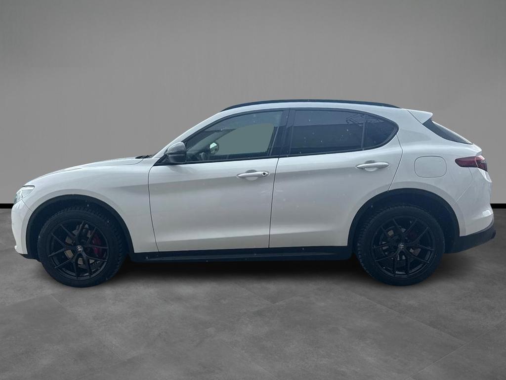 Alfa Romeo Stelvio 2.2 t B-Tech Q4 210cv auto