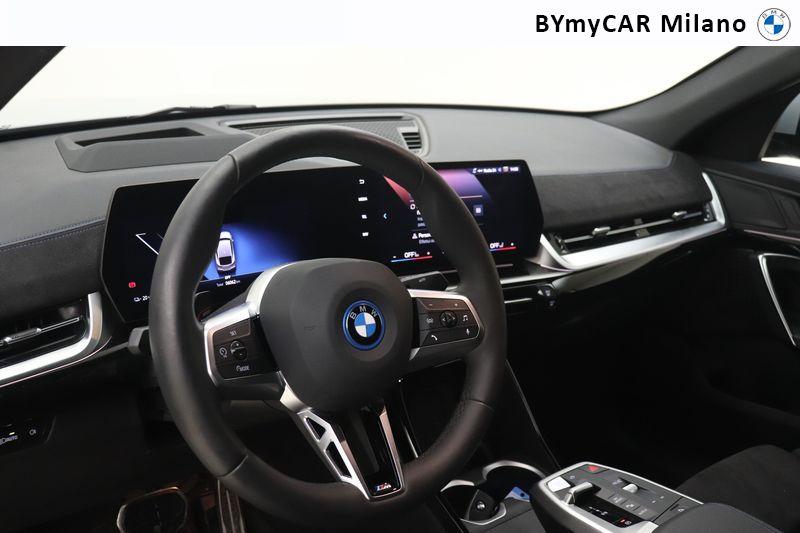 BMW iX2 edrive 20 MSport Pro