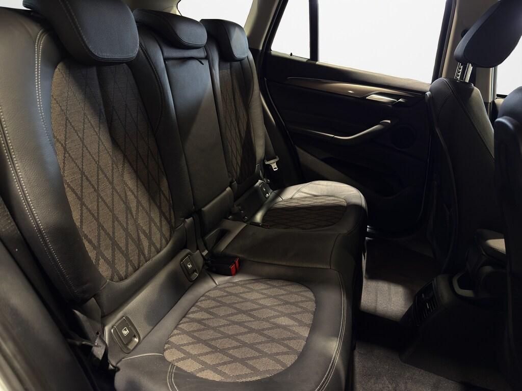 BMW X1 sdrive18d xLine auto my18