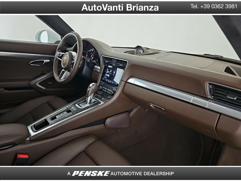 Porsche 911 Coupe 3.0 Carrera 4 auto