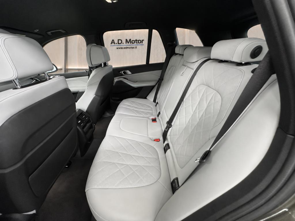BMW X5 xdrive30d mhev 48V Msport auto