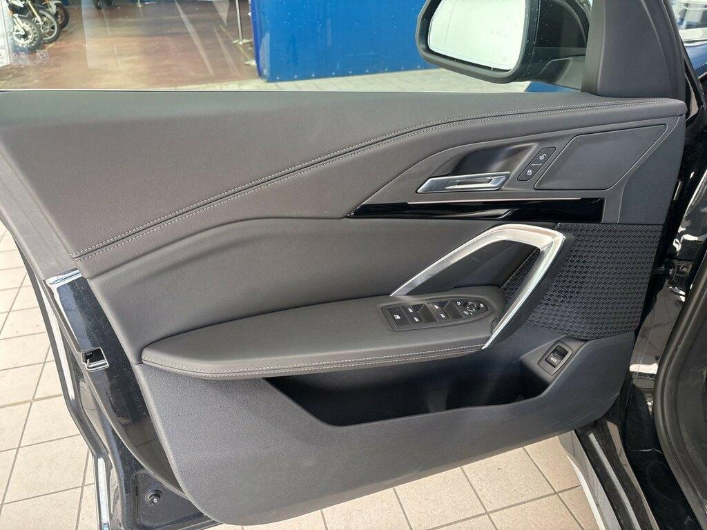 BMW iX1 edrive 20 X-Line