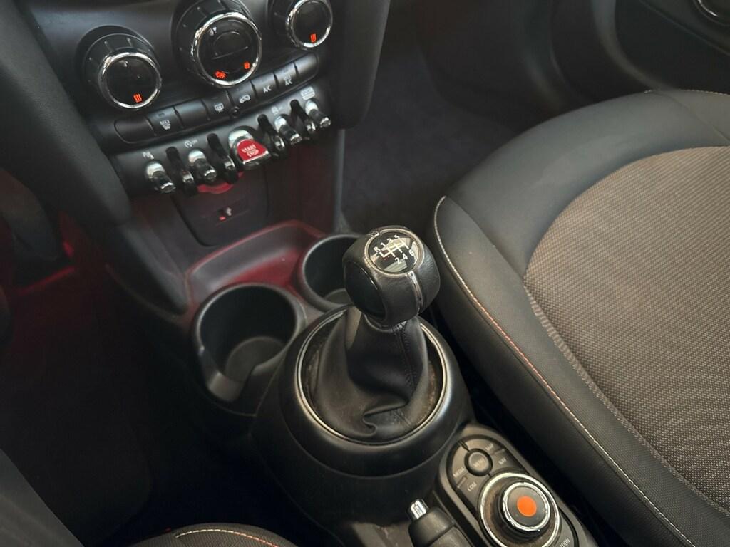 Mini Cooper 1.5 TwinPower Turbo Cooper Hype