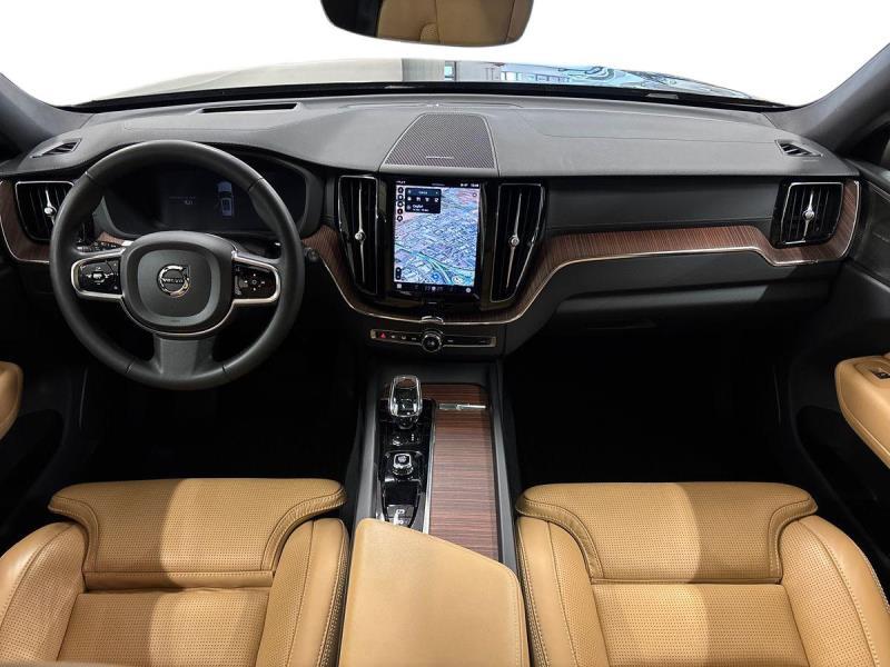 Volvo XC60 2.0 b4 Ultimate Dark awd auto
