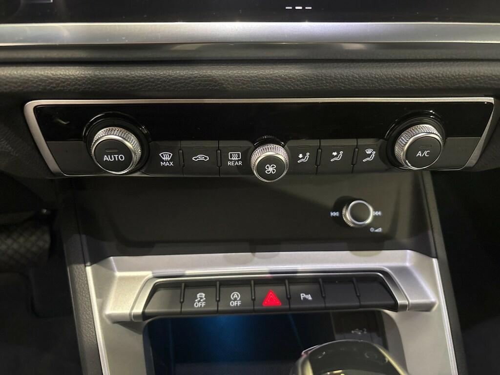 Audi Q3 35 1.5 tfsi Business Advanced s-tronic