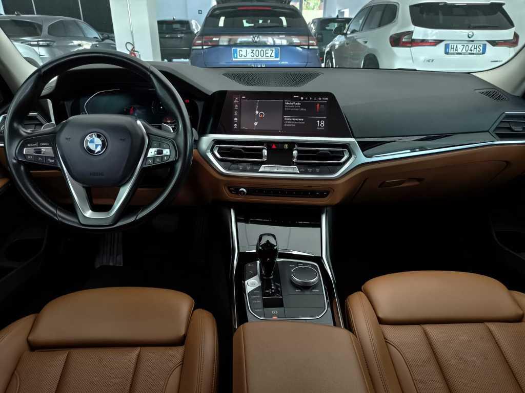 BMW Serie 3 320d mhev 48V xdrive Sport auto