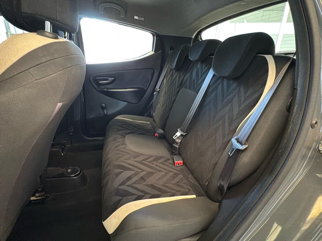 Lancia Ypsilon 1.2 8v Gold s/CL 69cv E6