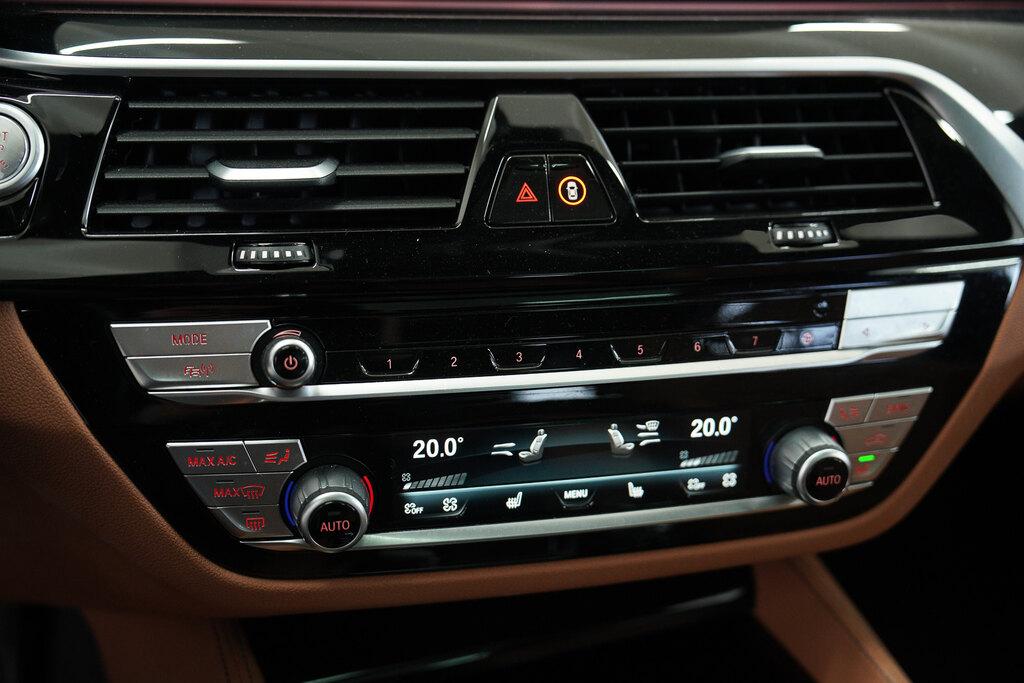 BMW Serie 5 530d Touring mhev 48V xdrive Msport auto