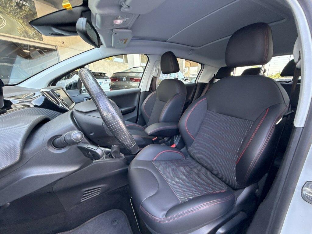 Peugeot 208 1.6 bluehdi GT Line 100cv 5p