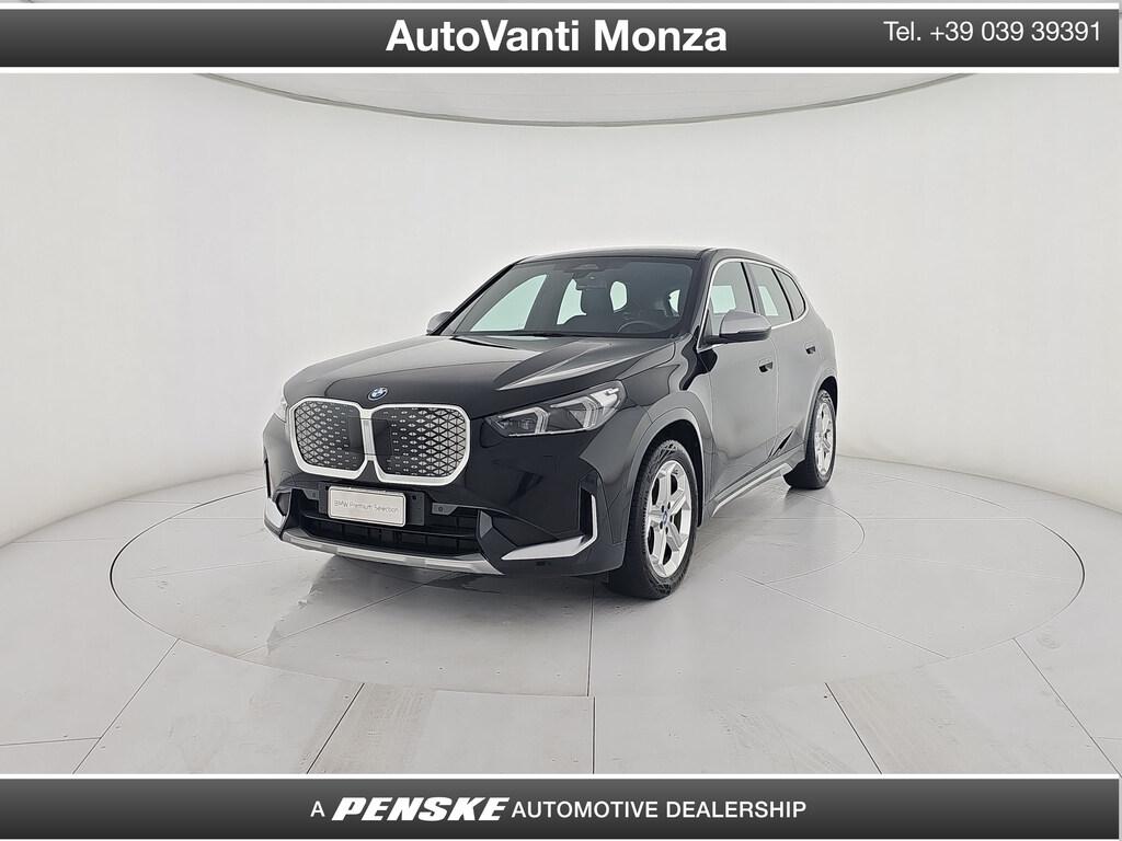 BMW iX1 edrive 20 X-Line