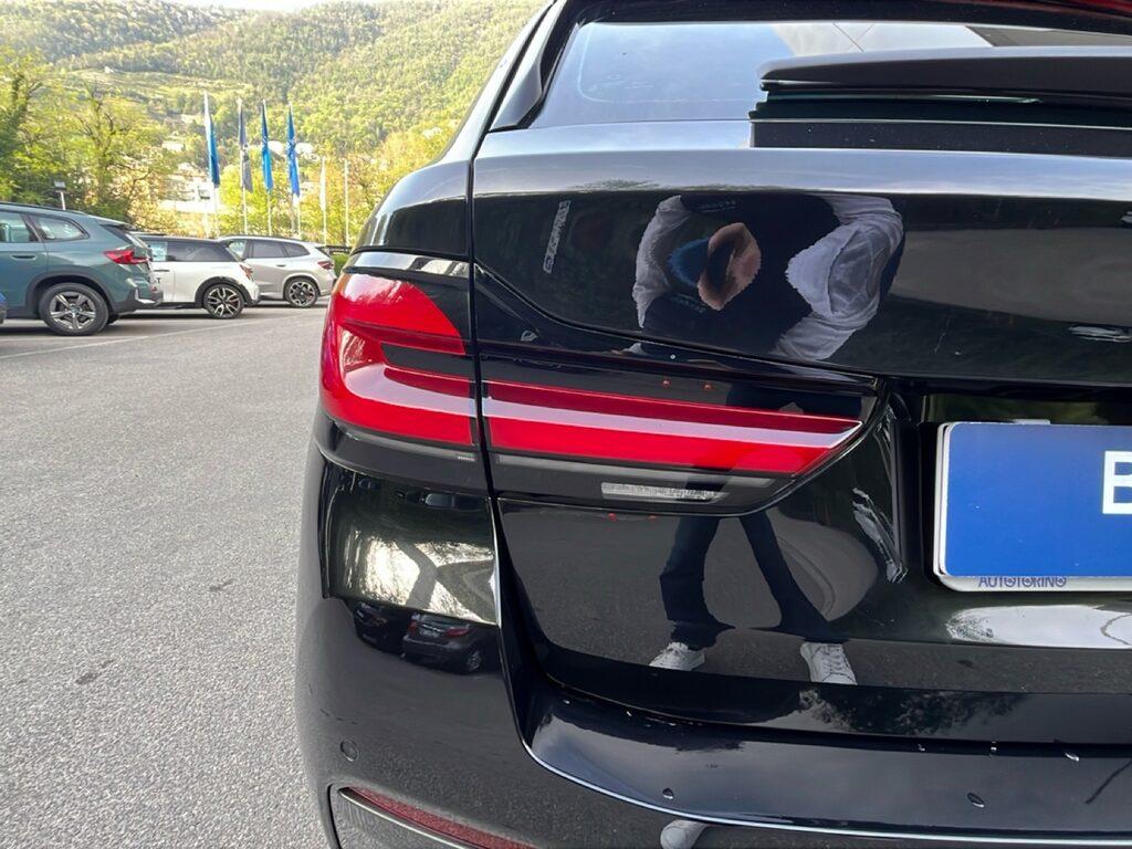 BMW Serie 5 530d Touring mhev 48V xdrive Msport auto
