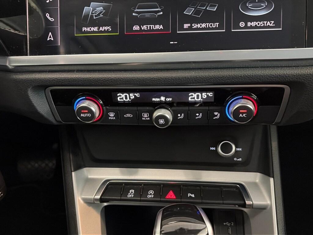 Audi Q3 35 1.5 tfsi mhev Business Advanced s-tronic