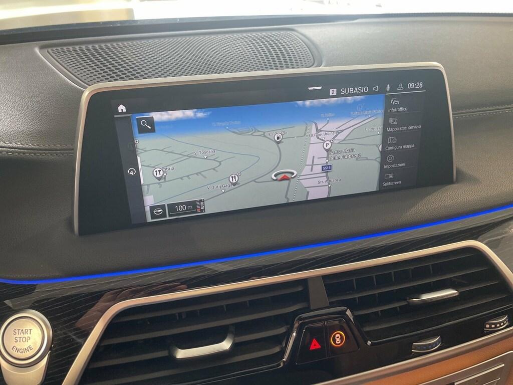 BMW Serie 7 730d mhev 48V Msport auto