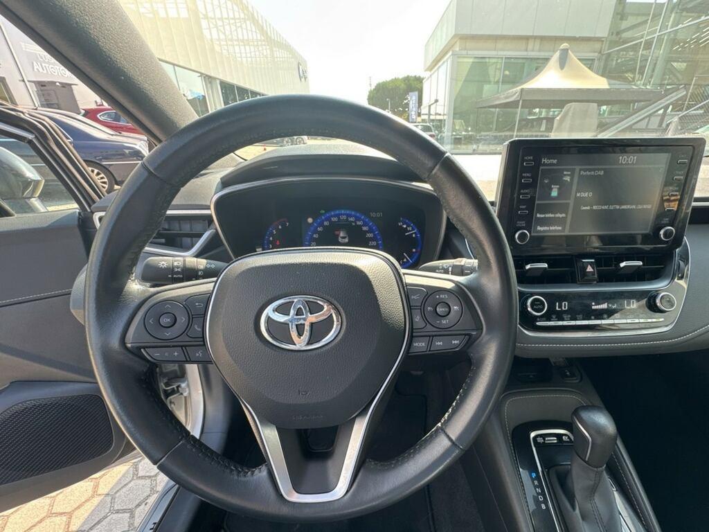 Toyota Corolla 1.8 hybrid Style cvt