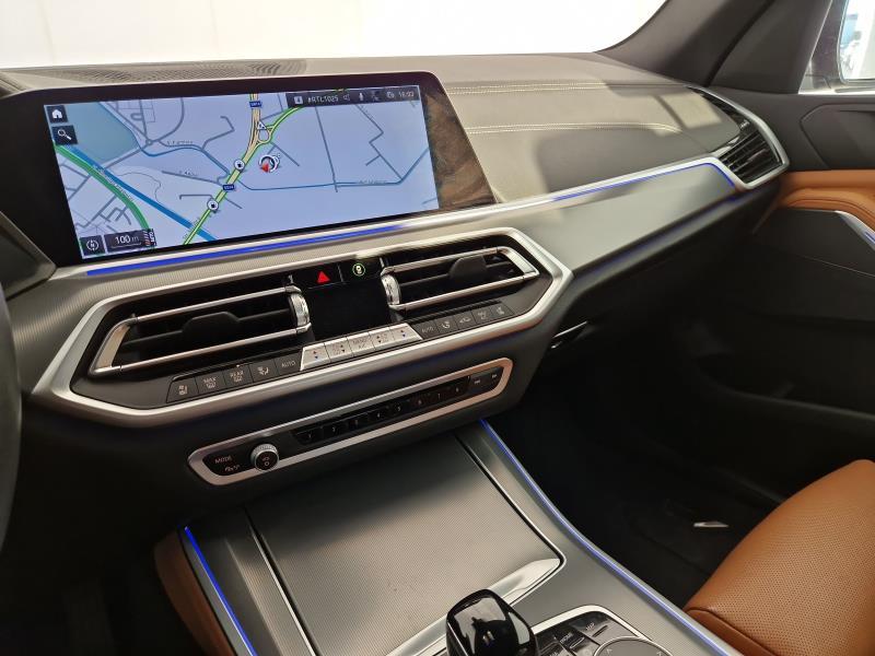 BMW X5 xdrive30d mhev 48V xLine auto