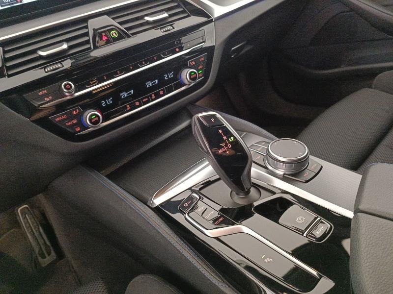 BMW Serie 5 530d Touring mhev 48V xdrive Msport auto