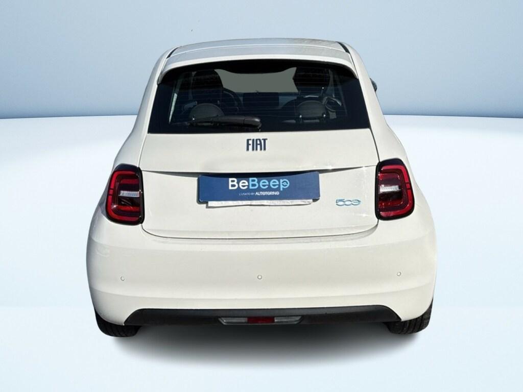 Fiat 500 e 3+1 Icon +
