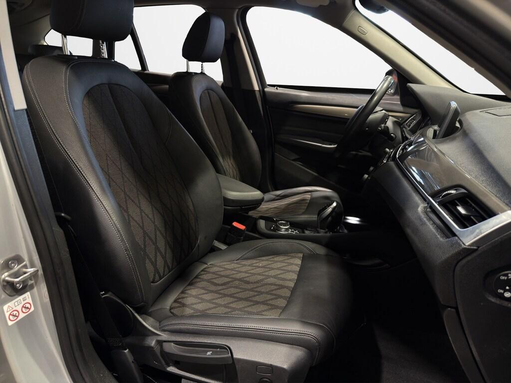 BMW X1 sdrive18d xLine auto my18
