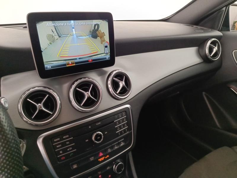 Mercedes GLA 200 d (cdi) Premium 4matic auto
