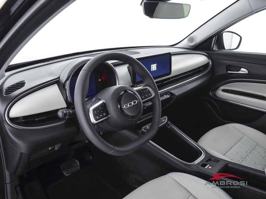 Fiat 600 1.2 hybrid La Prima