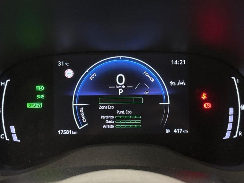 Toyota Yaris 1.5h 130 Premium