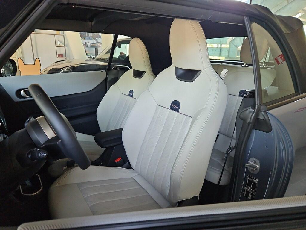 Mini Mini Cooper Cabrio 2.0 S Favoured auto