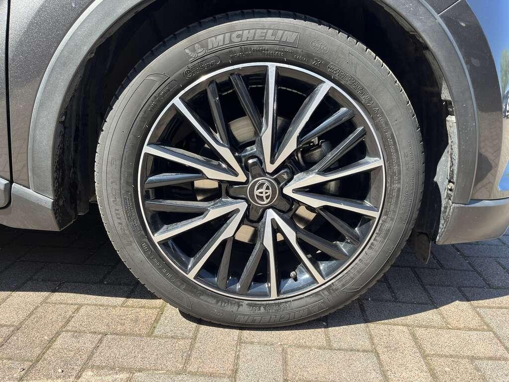 Toyota C-HR 1.8h Trend 2wd e-cvt