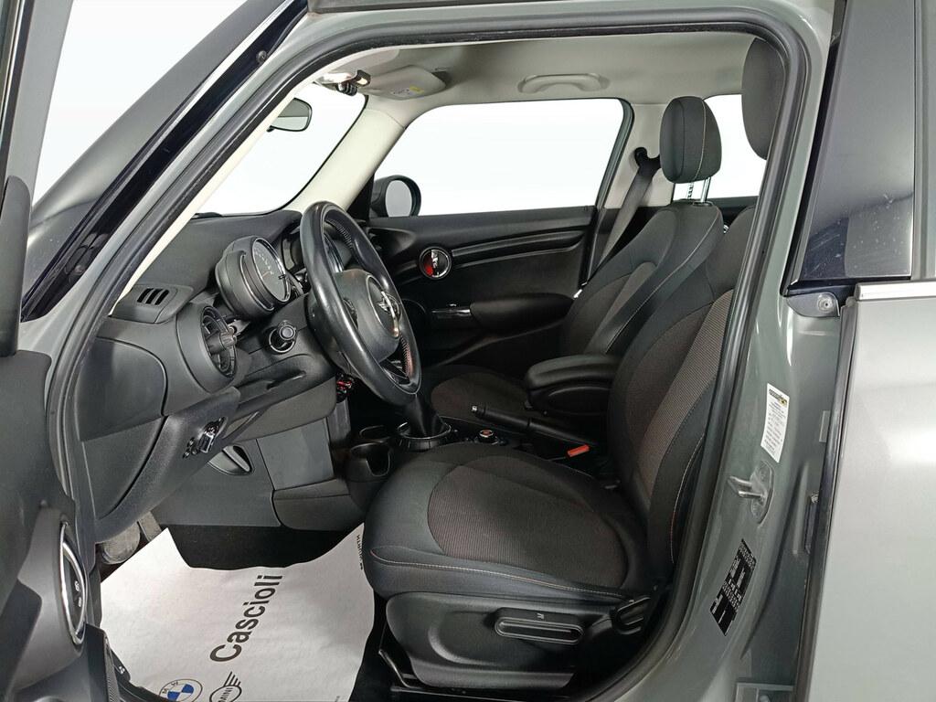 Mini Cooper D 1.5 D Cooper D Business Auto