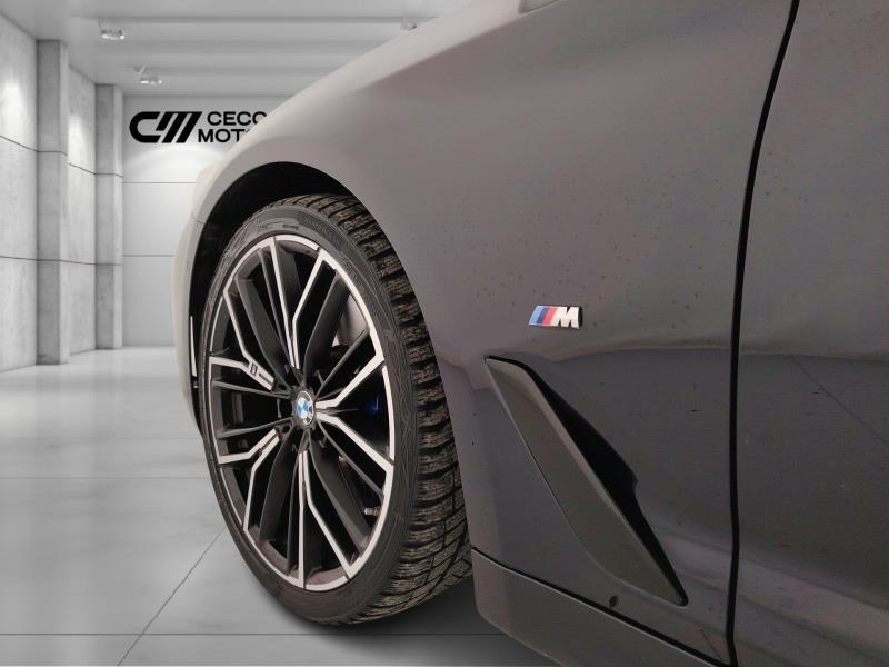 BMW Serie 5 530d Touring mhev 48V xdrive Msport auto