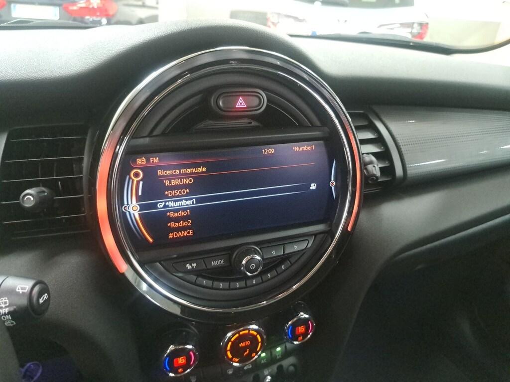 Mini Cooper D 1.5 D Cooper D Hype Auto