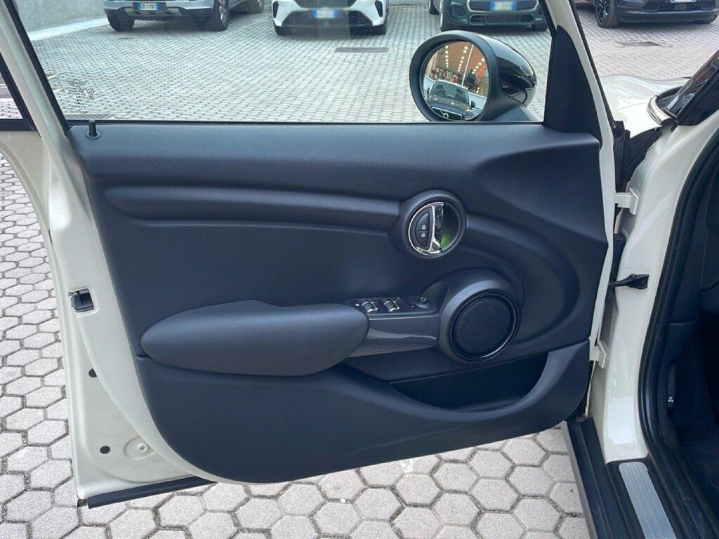 Mini Cooper D 1.5 D Cooper D Hype Auto