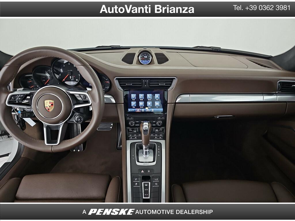 Porsche 911 Coupe 3.0 Carrera 4 auto