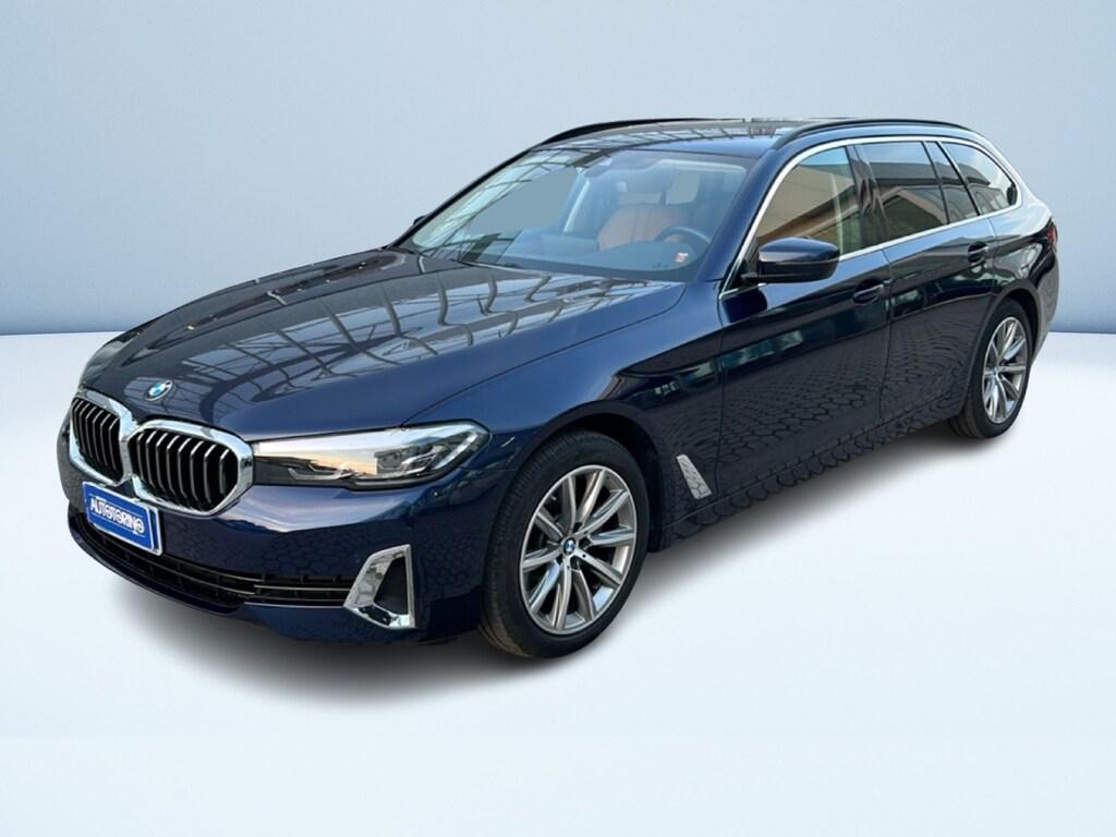 BMW Serie 5 520d Touring mhev 48V xdrive Luxury auto