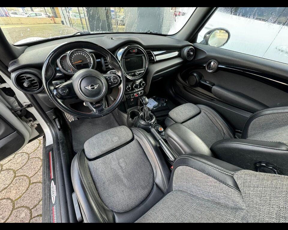 Mini Cooper D 1.5 D Cooper D Hype Auto
