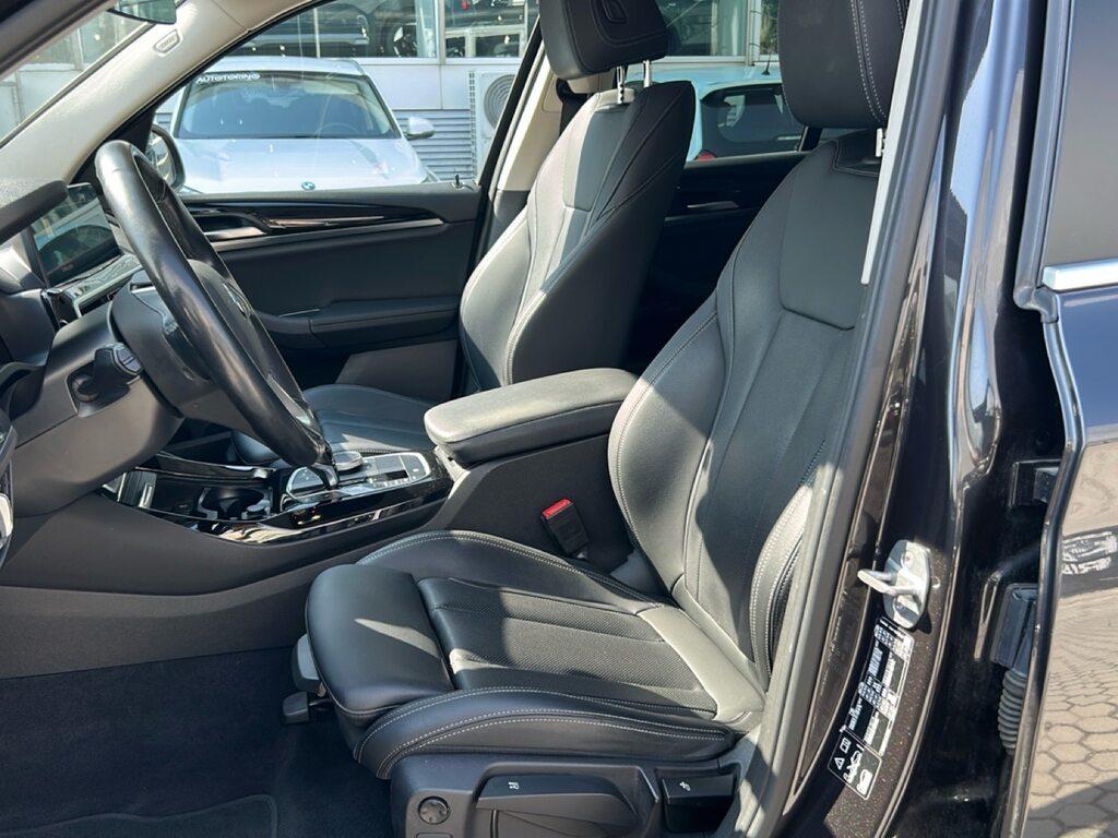 BMW X3 xdrive20d mhev 48V auto
