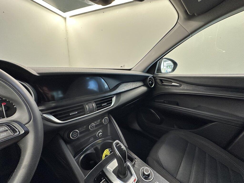 Alfa Romeo Stelvio 2.2 t Business Q4 190cv auto