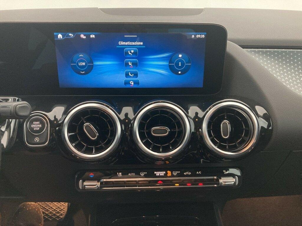 Mercedes GLA 180 d Progressive Advanced auto