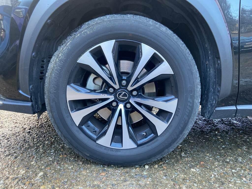 Lexus NX 300 h 2.5 F Sport 4wd cvt