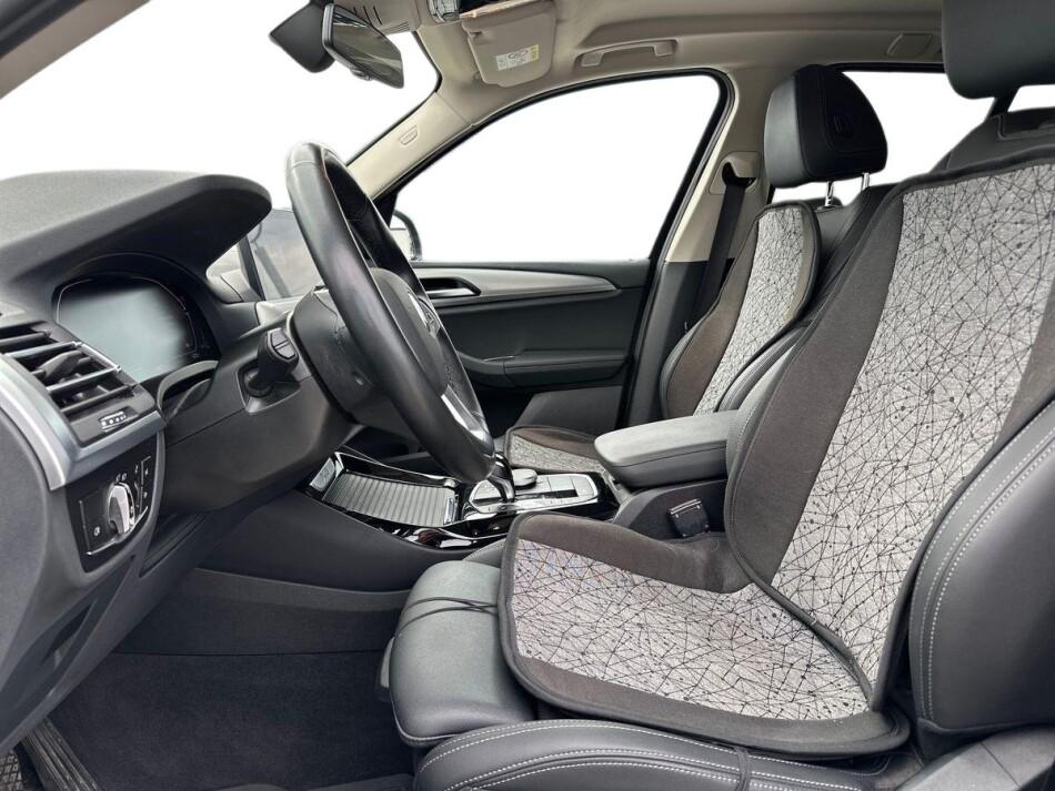 BMW X3 sdrive18d mhev 48V auto